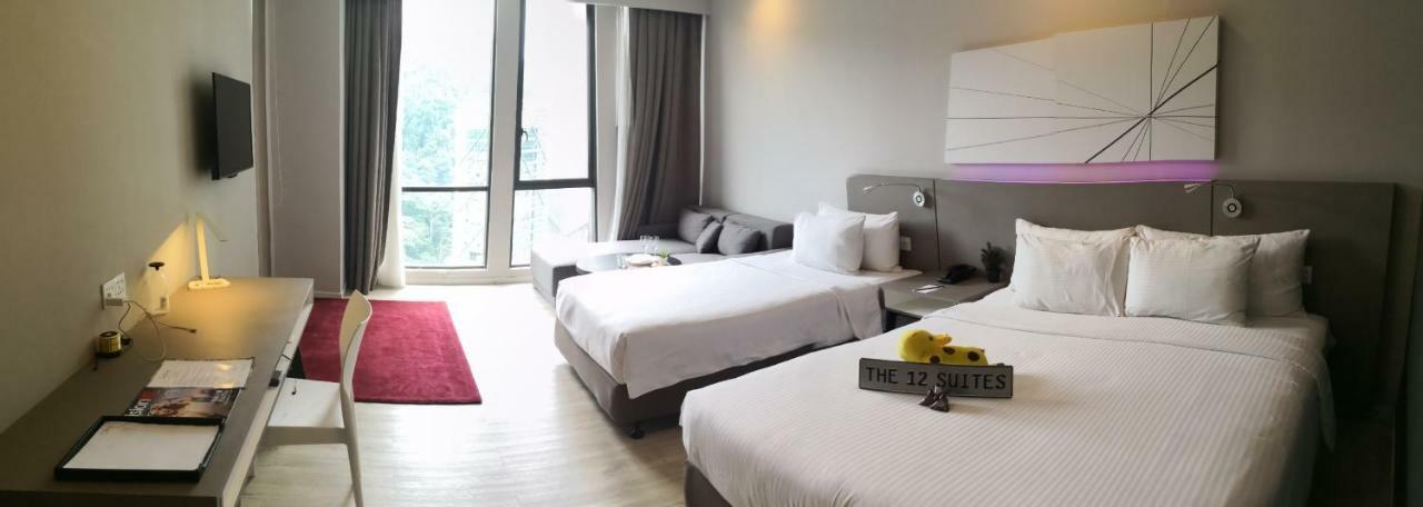 The 12 Suites @ Empire Damansara Petaling Jaya Exterior photo